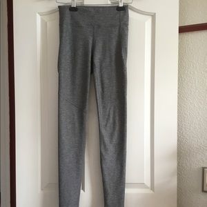 Outdoor Voices 7/8 Gray Leggings